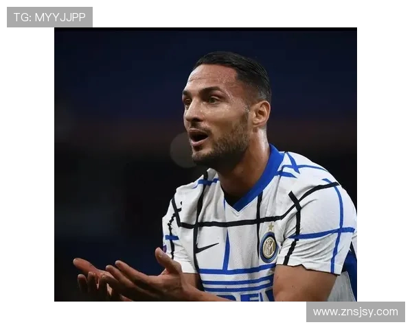 达尼洛：从足球场上的闪耀之星到生活中的坚韧奋斗者